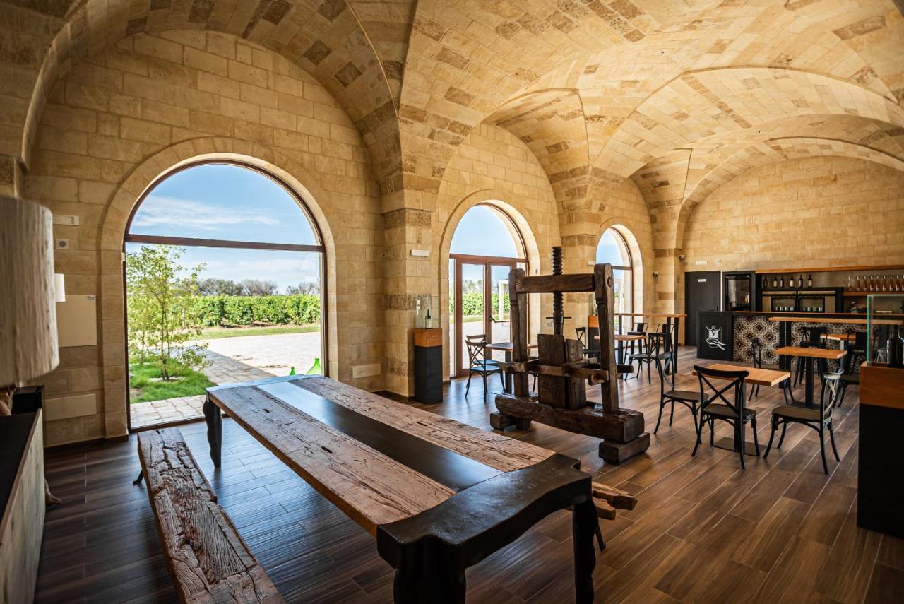 Masseria Torleanzi Wine Relais San Pietro Vernotico Exterior foto