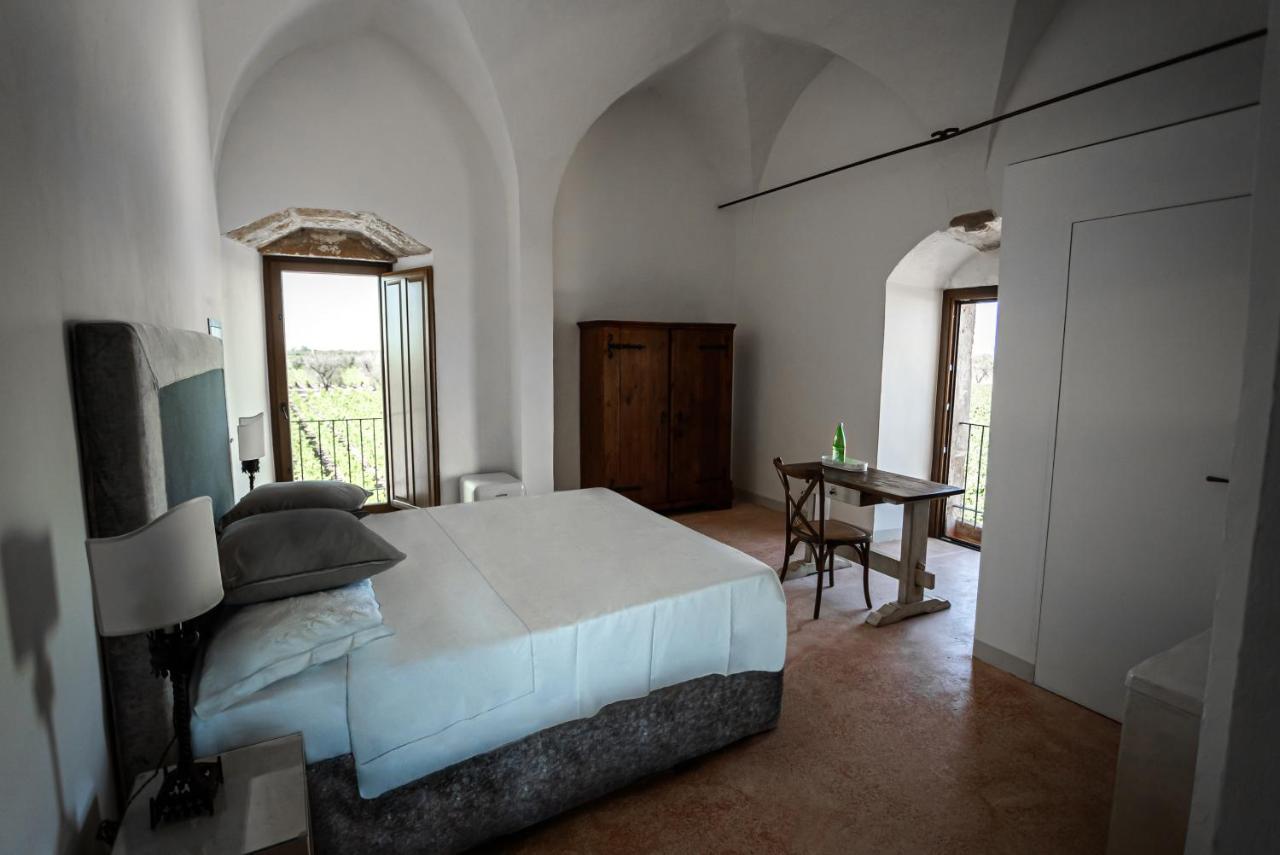 Masseria Torleanzi Wine Relais San Pietro Vernotico Exterior foto