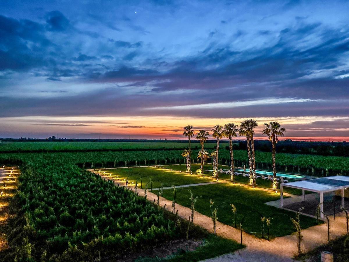 Masseria Torleanzi Wine Relais San Pietro Vernotico Exterior foto